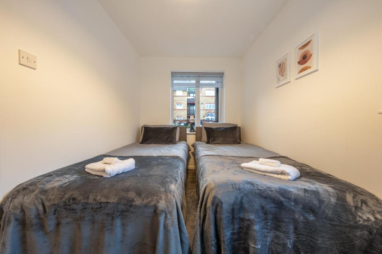 Luxury 2 Bed Apartment Stansted Airport Bishops Stortford Bishop's Stortford Zewnętrze zdjęcie