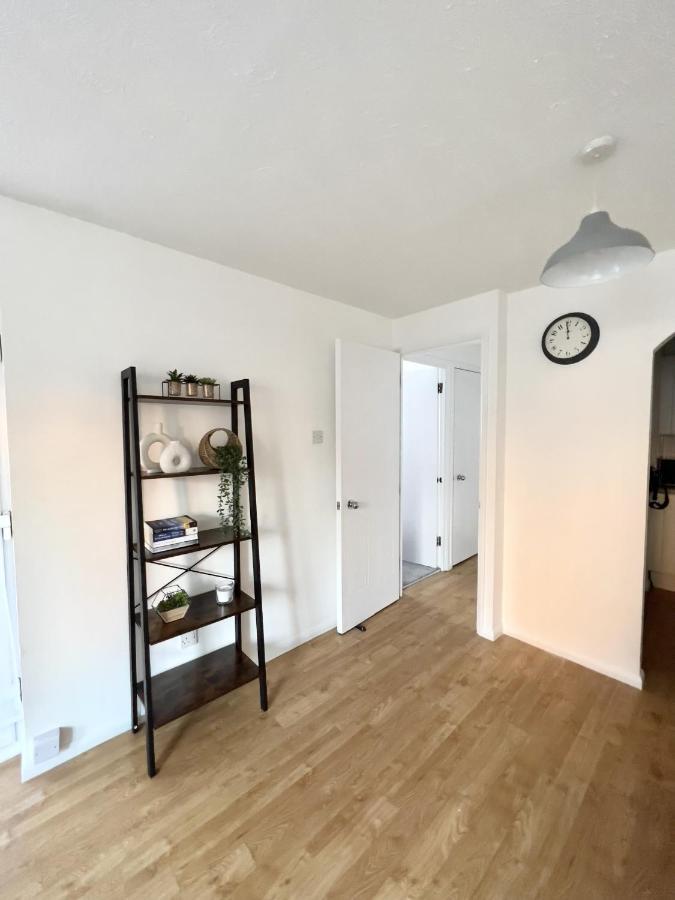 Luxury 2 Bed Apartment Stansted Airport Bishops Stortford Bishop's Stortford Zewnętrze zdjęcie